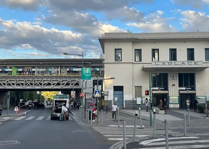 C - Maison 10 Min Paris Expo - 5 Rooms/5 Beds