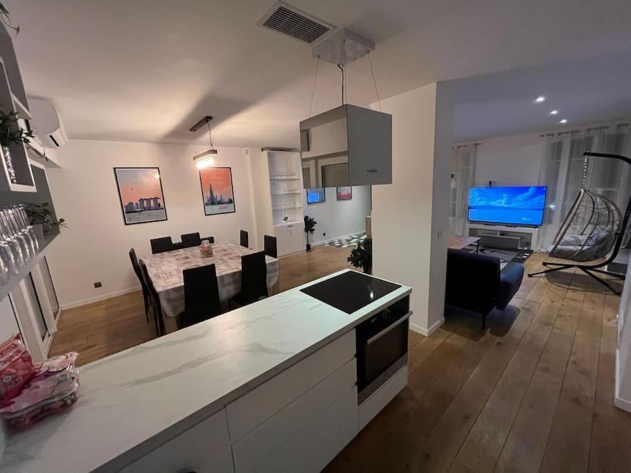 C - Maison 10 Min Paris Expo - 5 Rooms/5 Beds Villa *